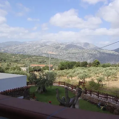 فندق Turismo Rurale Belvedere Pradonos 3*