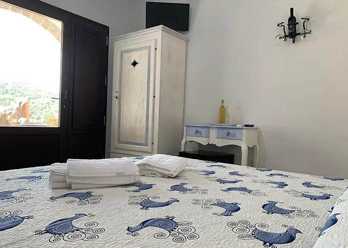 Szálloda Turismo Rurale Belvedere Pradonos Dorgali